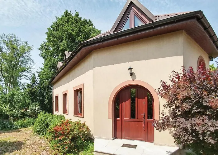 3 Bedroom Pet Friendly In Дом отдыха *